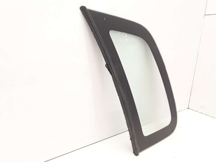 Suzuki Ignis (2000 - 2003)  43R004709 Заднее боковое стекло кузова