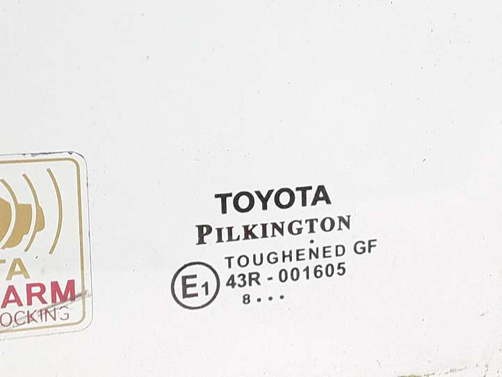Toyota Avensis T270 (2009 - 2012)  43R001605 Основное стекло передних дверей (четырехдверного автомобиля)