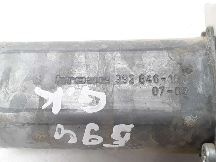 Toyota Avensis T250 (2006 - 2009)  6984005100 Механизм подъема окон задней двери