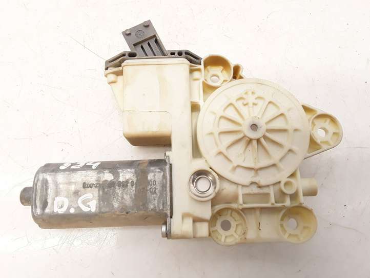 Toyota Avensis T250 (2006 - 2009)  6983005100 Механизм подъема окон задней двери