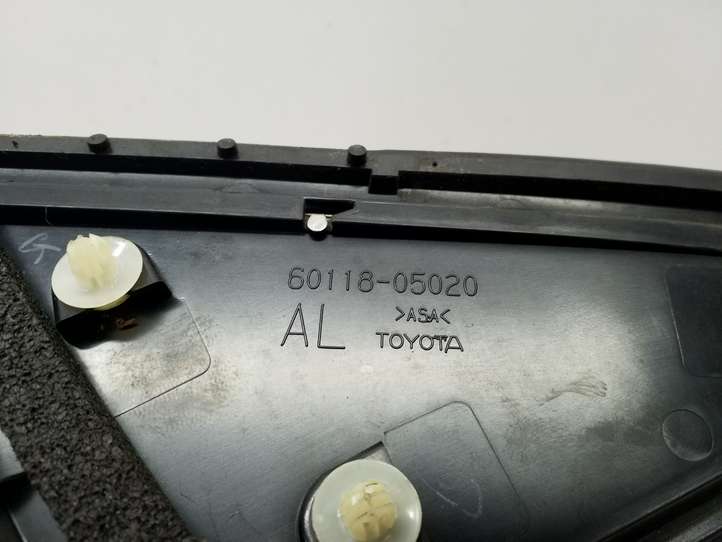 Toyota Avensis T270 (2009 - 2012)   Накладка на крыло