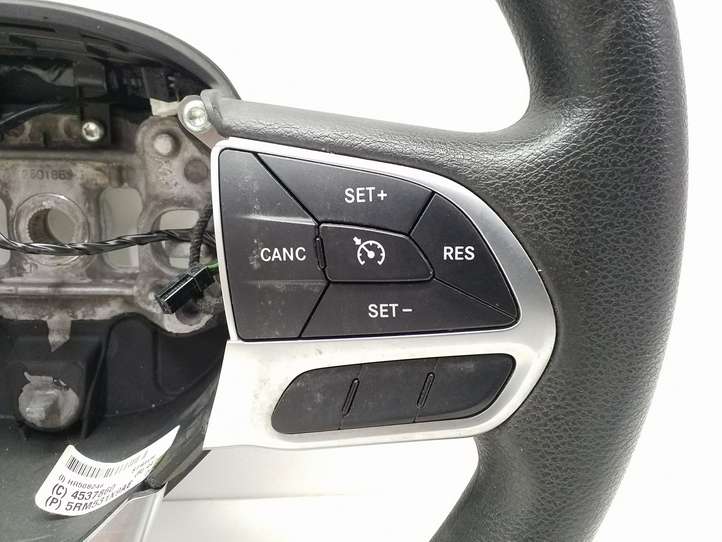 Chrysler Pacifica (2016 - )  4537860 Руль