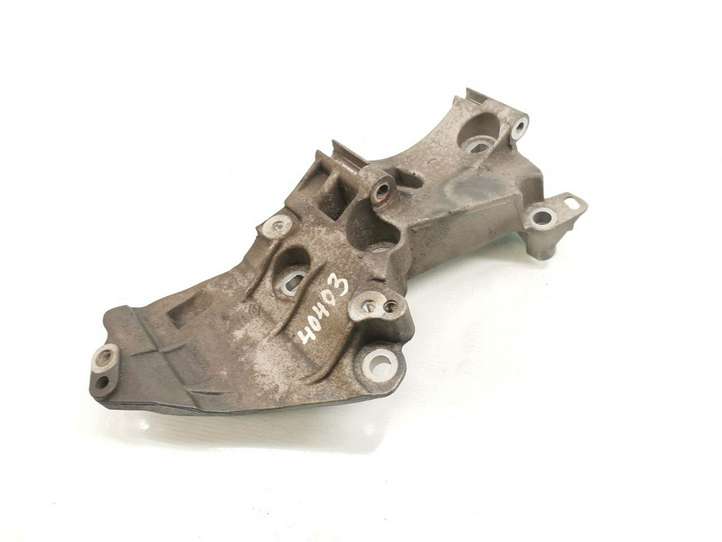 Nissan Qashqai (2006 - 2010)  8200669494 Кронштейн