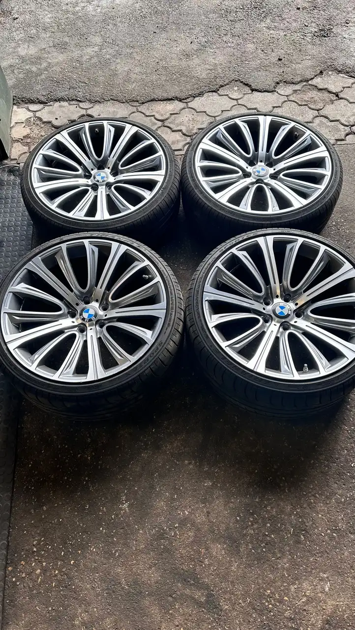 BMW 3 F30 F35 F31 (2012 - 2018) Легкосплавный колесный диск R20 — фото 1