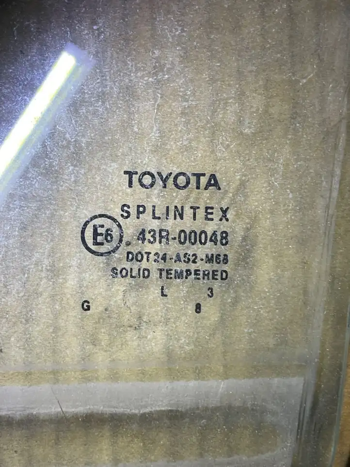 Toyota Avensis T250 (2003 - 2006) Стекло задней двери — фото 2