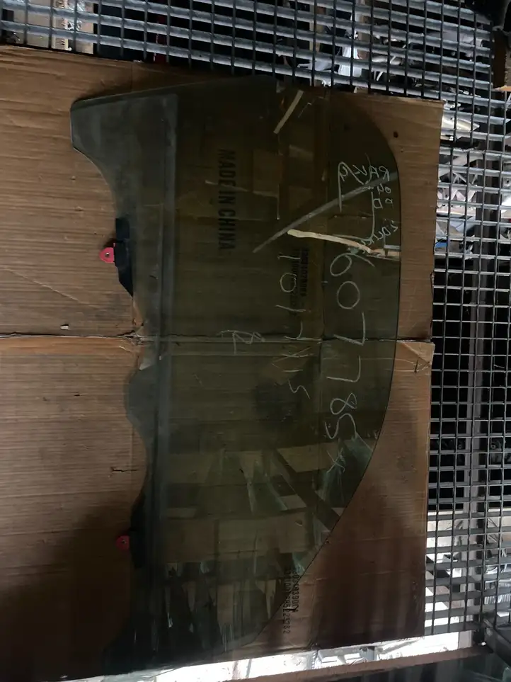 Toyota RAV 4 (XA20) (2000 - 2005) Стекло передней двери — фото 1