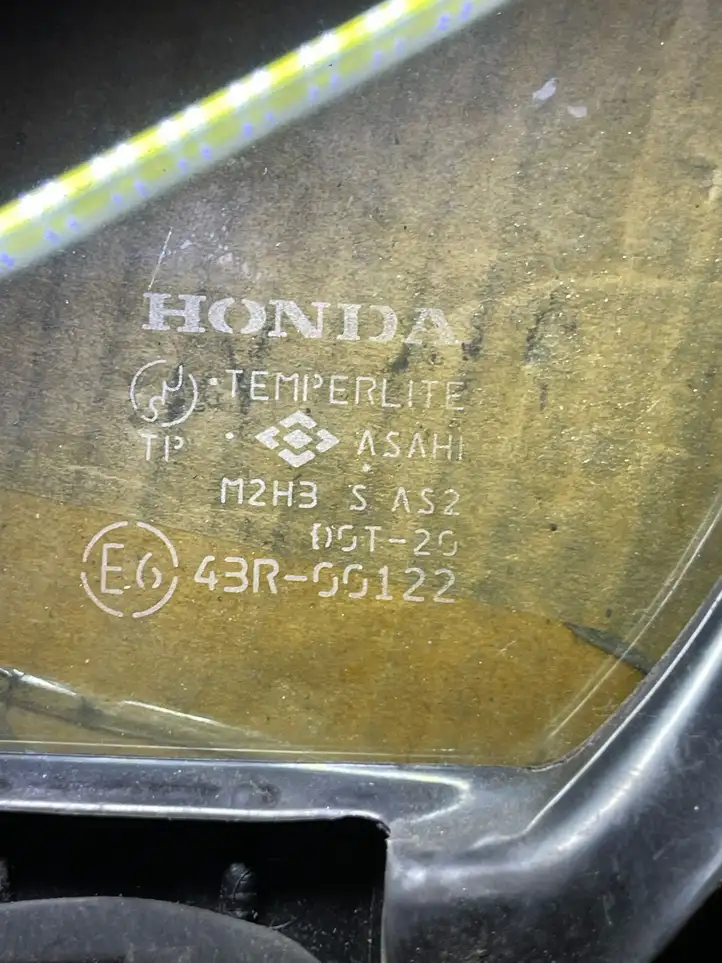 Honda Accord (2003 - 2007) Форточка двери — фото 2