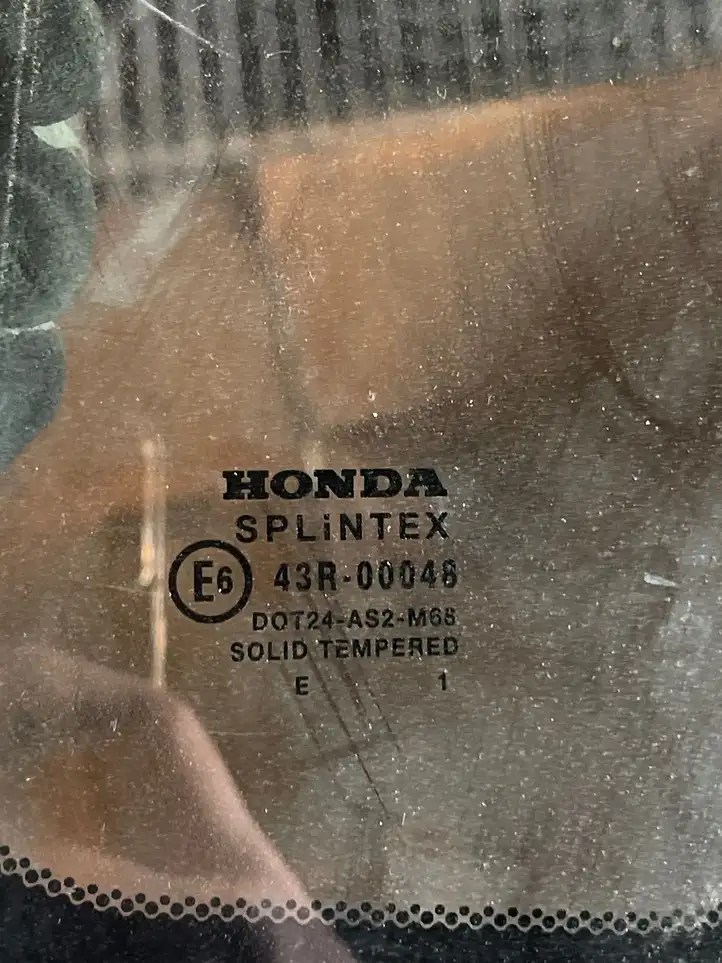 Honda Civic (2006 - 2011) Заднее боковое стекло — фото 2