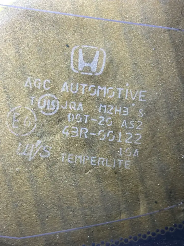 Honda Accord (2008 - 2016) Заднее боковое стекло — фото 2