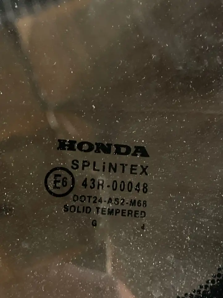Honda Civic (2006 - 2011) Заднее боковое стекло — фото 2