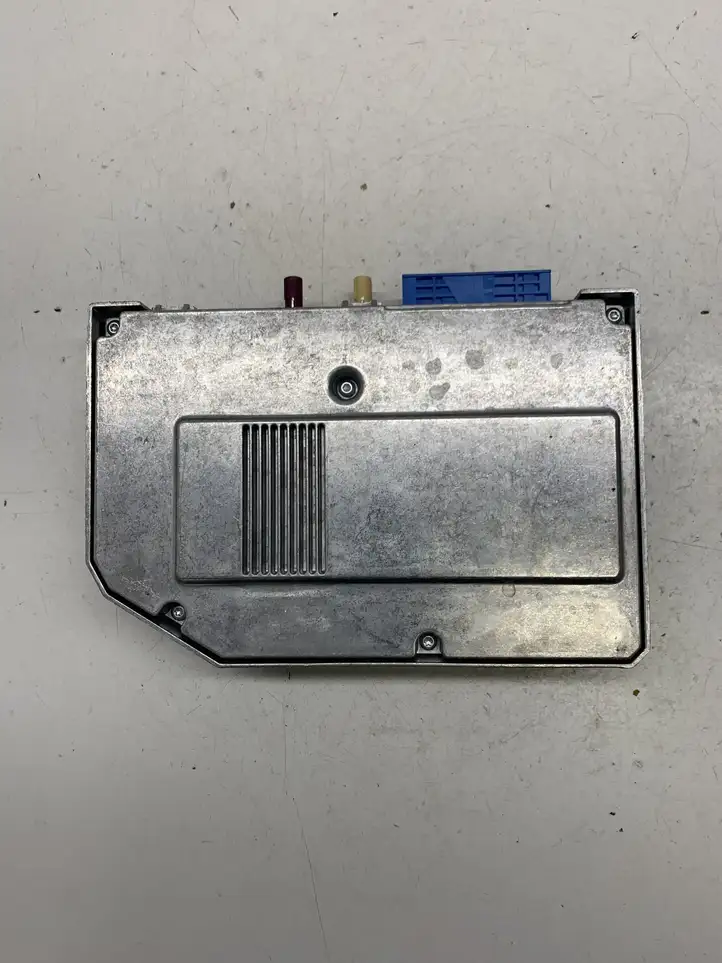 Audi A8 S8 D3 4E (2002 - 2005) 4E0862333C Блок GSM — фото 2