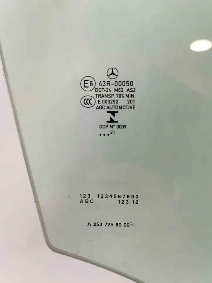 Mercedes-Benz GLC X253/C253 (2015 - ) A2537258000 Стекло передней двери — фото 5