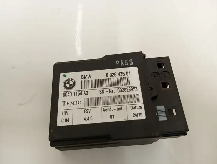 BMW 3 E90 E91 (2005 - 2012) 692643501 Блок управления сиденьем — фото 1