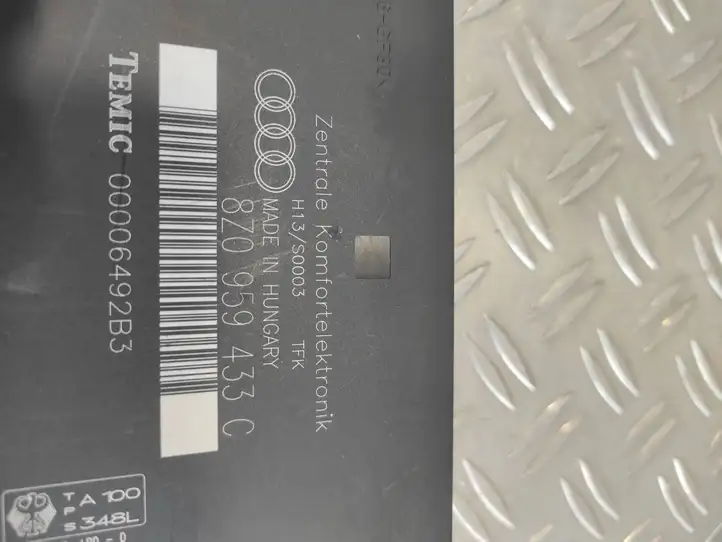Audi (1999 - 2007) 8Z0959433C Модуль комфорта — фото 3