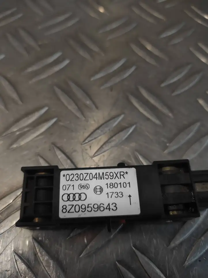 Audi (1999 - 2007) 8Z0959643 Датчик удара SRS — фото 4