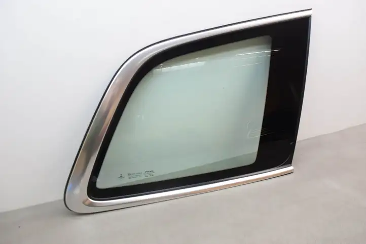Volvo XC90 (2014 - 2019) 31402722 Форточка двери — фото 1