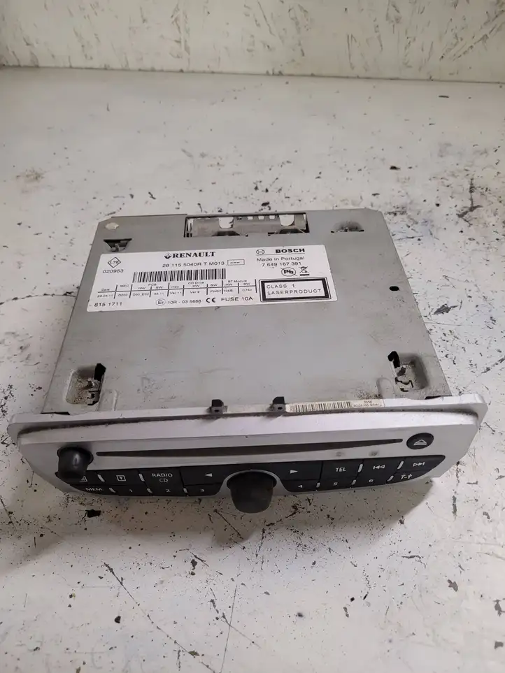 Renault Megane III (2009 - 2016)  281155040R Радио/ проигрыватель CD/DVD / навигация