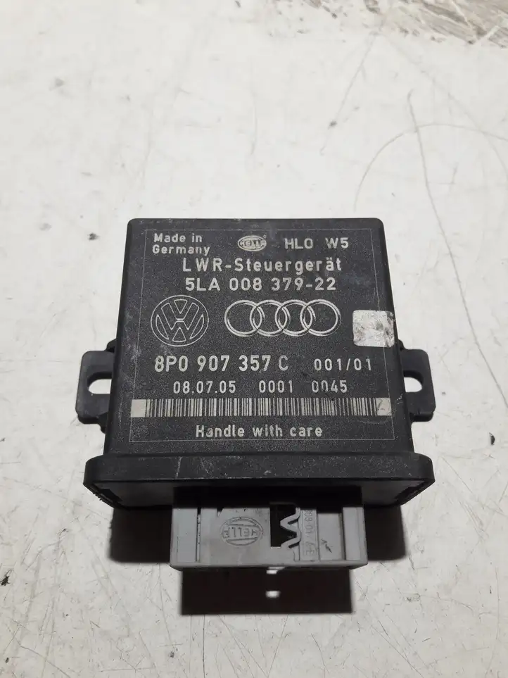 Audi A6 S6 C6 4F (2004 - 2008) Блок управления светом — фото 1