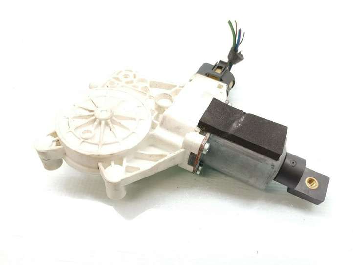 BMW 3 E92 E93 (2005 - 2014)  0130822402 электродвигатель переднего стеклоподъемника