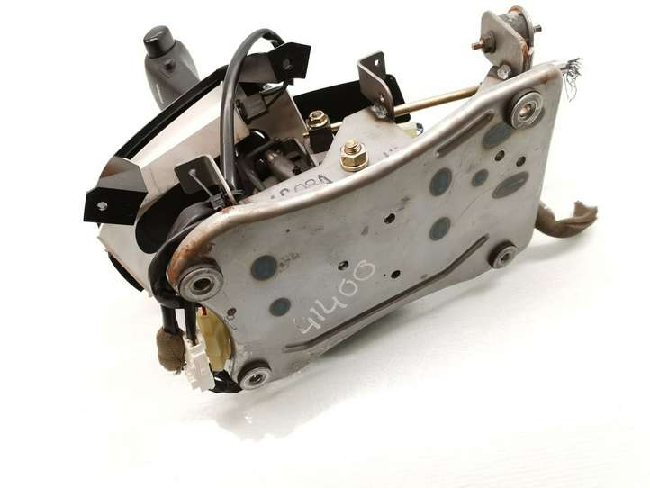 Chevrolet Tacuma (2000 - 2008)  96258807 Отделка рычага переключения передач (кожа, головка)