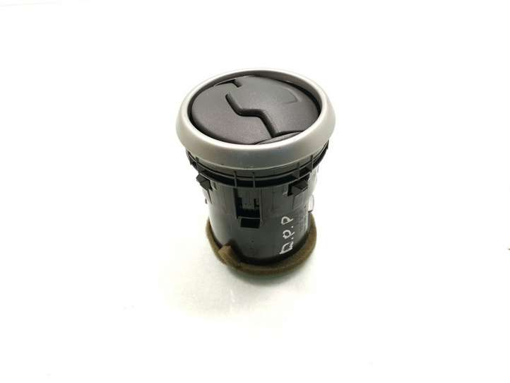 Nissan Qashqai (2006 - 2010)  68760JD10A Боковая воздушный дефлектор