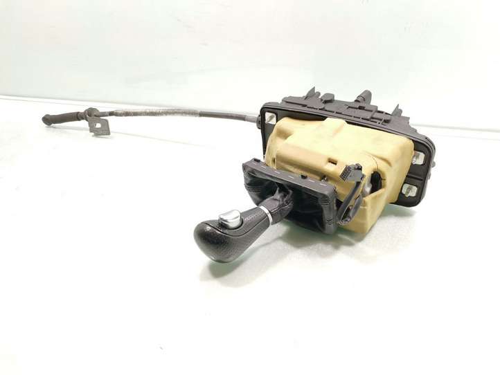 Audi A6 (2004 - 2008)  4F2713041AE Отделка рычага переключения передач (кожа, головка)