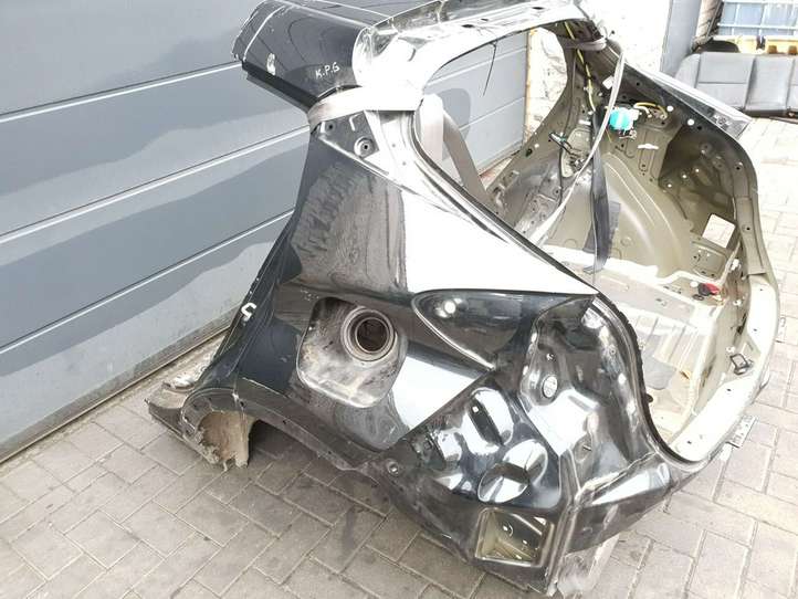 Toyota C-HR (2016 - 2022)   Задняя четверть