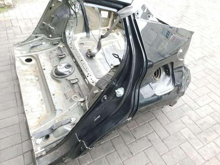 Toyota C-HR (2016 - 2022)   Задняя четверть