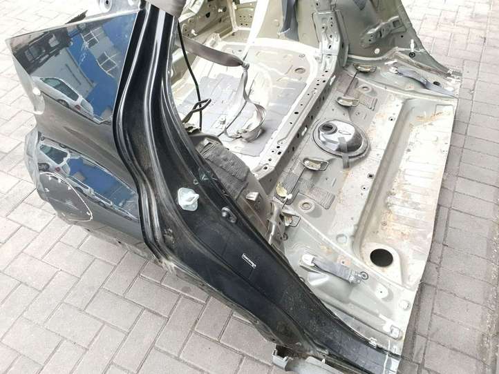 Toyota C-HR (2016 - 2022)   Задняя четверть