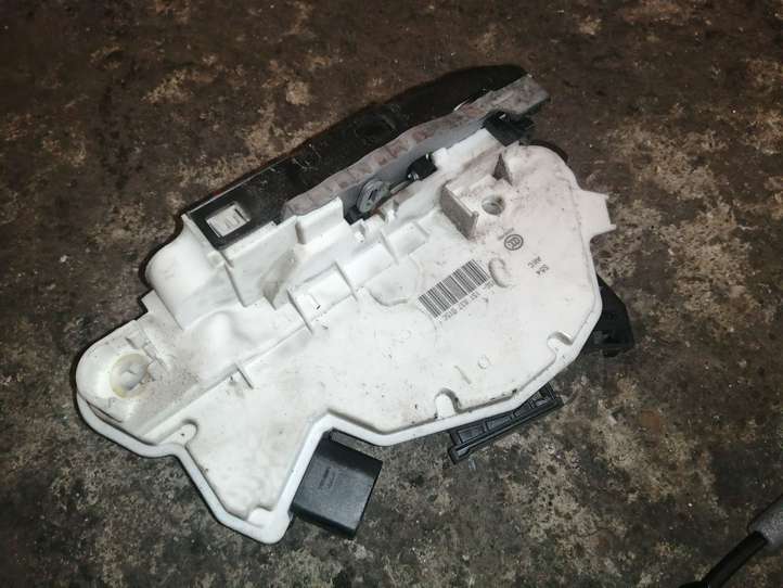 Volkswagen up! (2011 - )  1S1837015C Передняя звукоизоляция