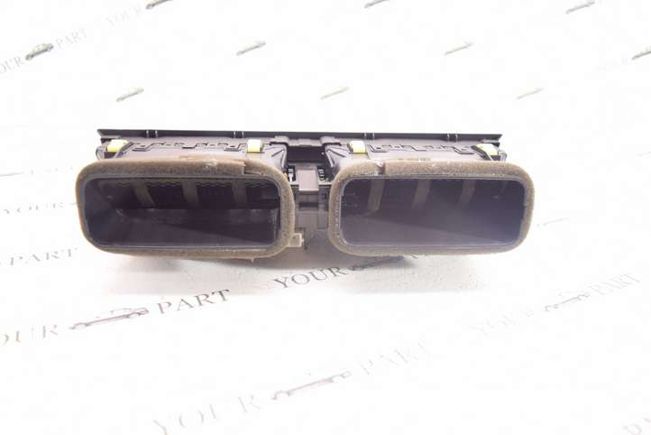 Lexus GS 300 350 430 450h (2004 - 2007)  5566030410 Центральный дефлектор