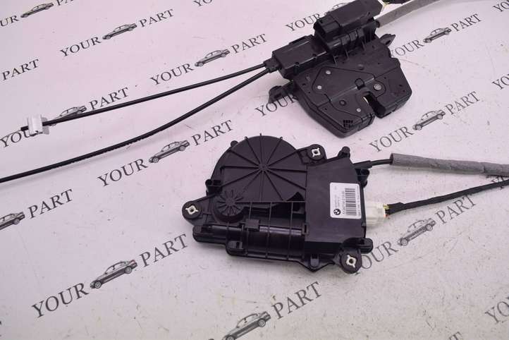 BMW 7 F01 F02 F03 F04 (2008 - 2016)  7191213 Притягиватель задней крышки