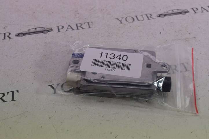 BMW 7 F01 F02 F03 F04 (2008 - 2016)  9200503 Блок управления USB