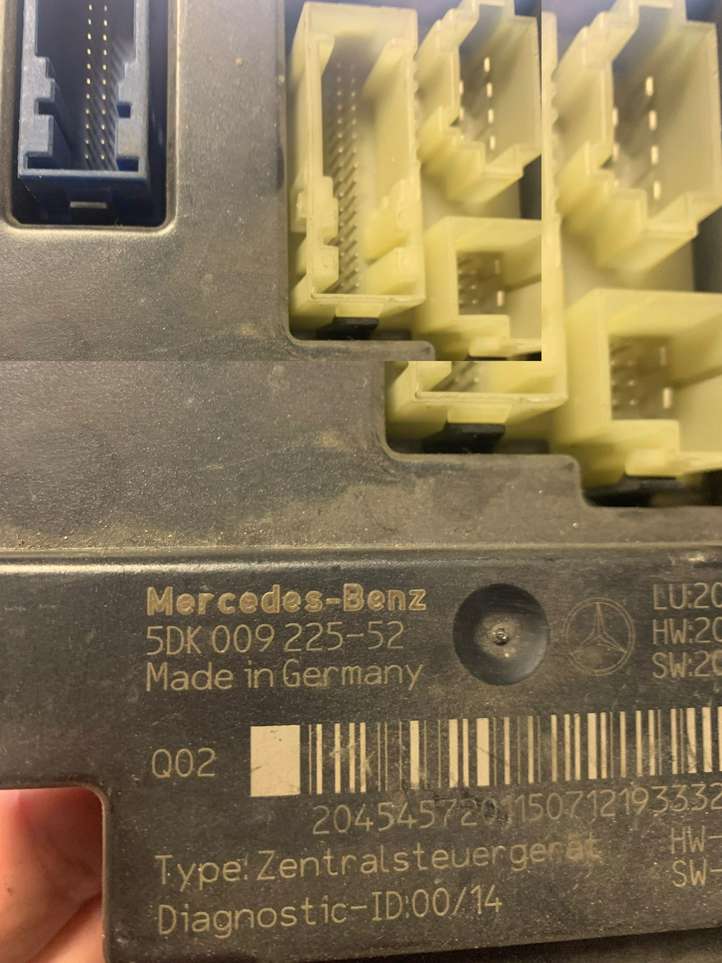 Mercedes-Benz C W204 (2007 - 2014)  5DK00922552 Блок управления SAM