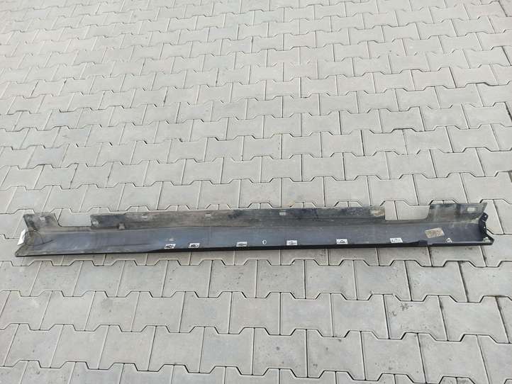 Mercedes-Benz C W204 (2007 - 2014)  A2046902640 Порог