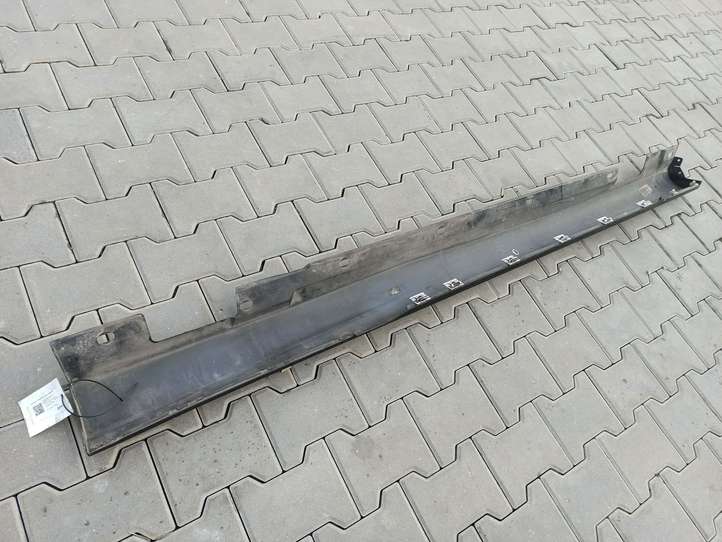 Mercedes-Benz C W204 (2007 - 2014)  A2046902640 Порог