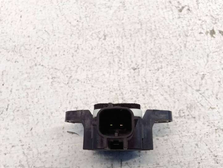Audi A3/S3 8P (2004 - 2008)  8P0955557 Датчик удара надувных подушек
