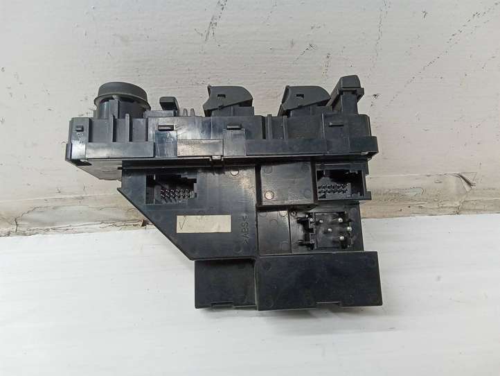 BMW X5 E53 (1999 - 2006)  6944551 Кнопка стеклоподъемников