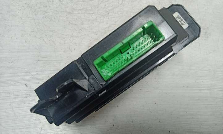 Volvo S60 (2000 - 2004)  30658117 Кнопка стеклоподъемников