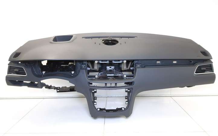 Peugeot 508 (2010 - 2014)  9688550677 Панель