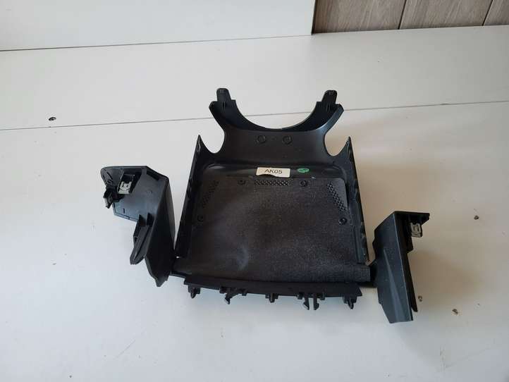 Opel Astra (2012 - 2015)   Отделка рулевой колонки