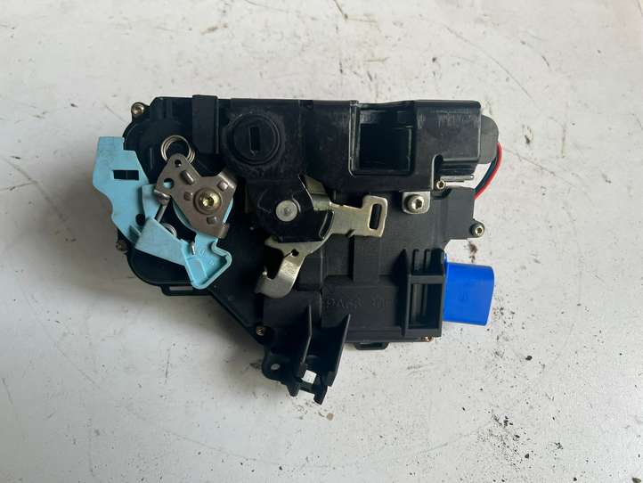 Skoda Octavia Mk2 (1Z) (2004 - 2013)  7L0839016 Замок задней двери