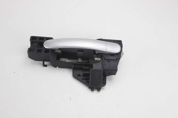 Audi TT (2006 - 2010)  8J0837885 Наружная ручка