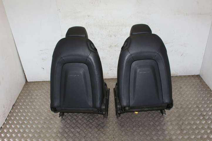 Audi TT (2006 - 2010)   Комплект отделки дверей