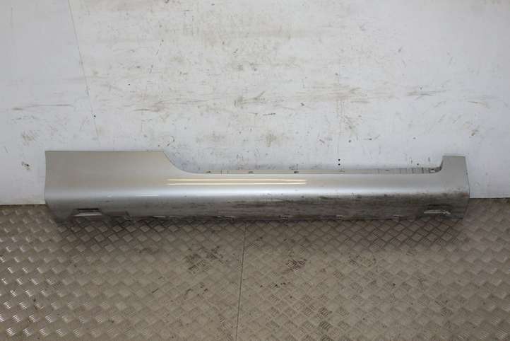 Audi TT (2006 - 2010)  8J0853856D Порог