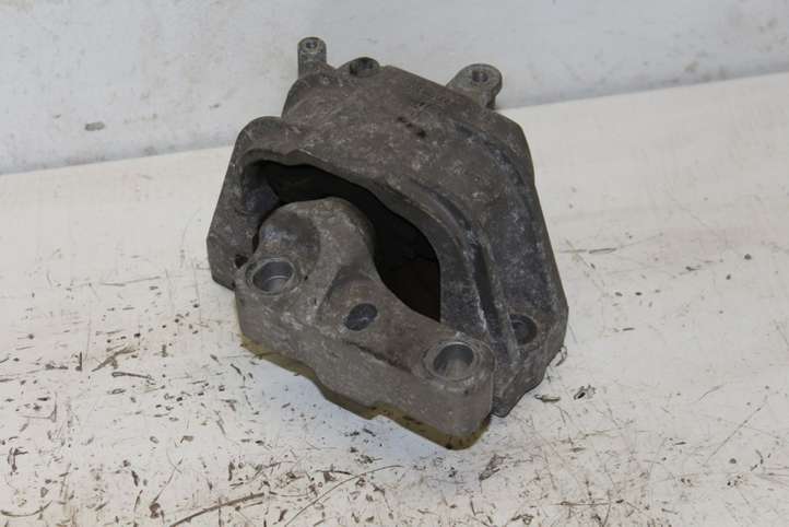Audi TT (2006 - 2010)  8J0199262 Подушка двигателя