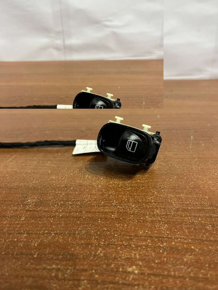 Mercedes-Benz C W203 (2000 - 2007)  A2038200210 Кнопка стеклоподъемников