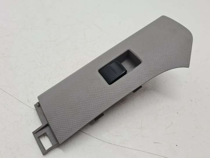 Toyota Yaris (2005 - 2009)  742310D090 Кнопка стеклоподъемников