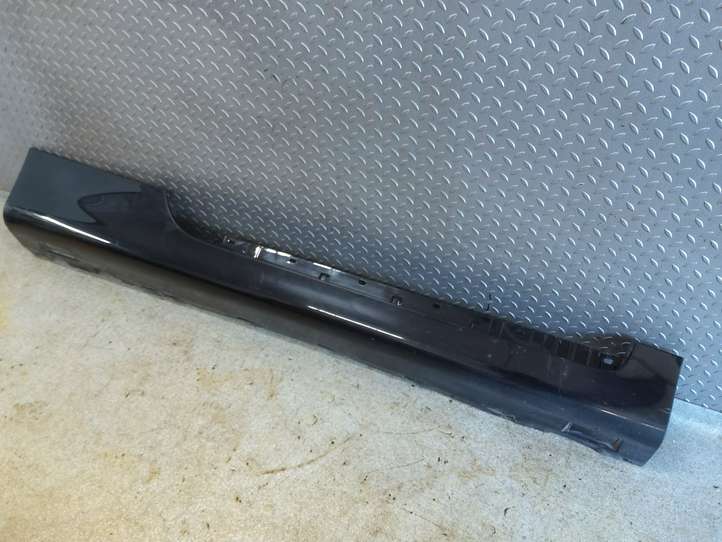 Audi TT (2006 - 2010)  8J0853856 Порог