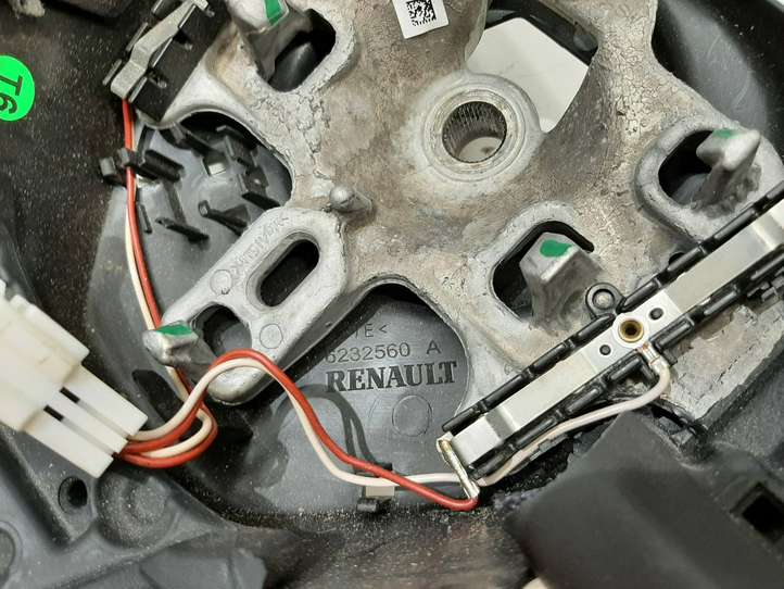 Renault Clio IV (2012 - 2019)  484005241R Руль